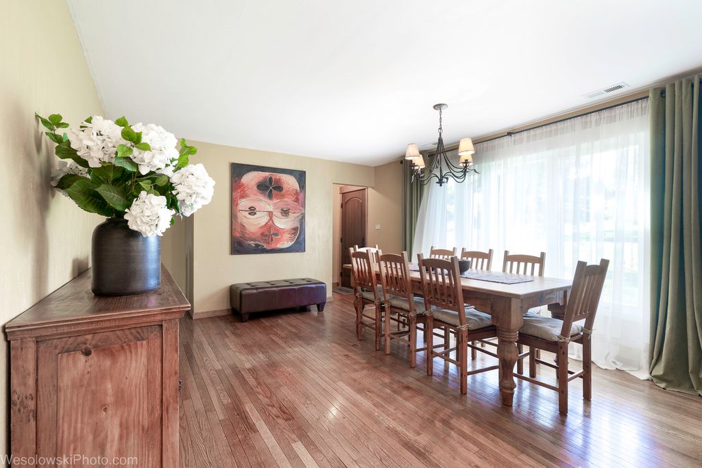 290 Hawthorn Lane, Hoffman Estates, IL 60169 — photo 5