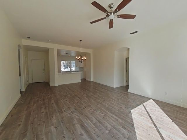 385 Summer Grove Cir, Roseville, CA 95678