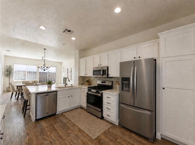 385 Summer Grove Cir, Roseville, CA 95678