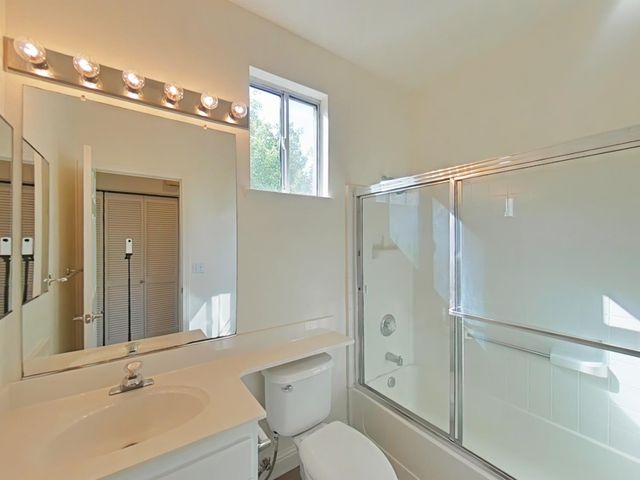385 Summer Grove Cir, Roseville, CA 95678