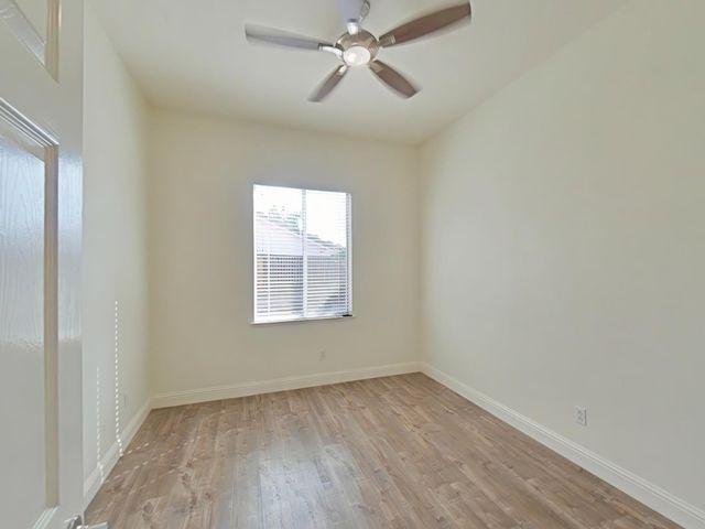 385 Summer Grove Cir, Roseville, CA 95678
