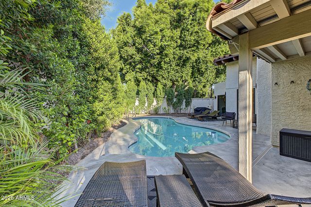 7244 E SOLANO Drive, Scottsdale, AZ 85250