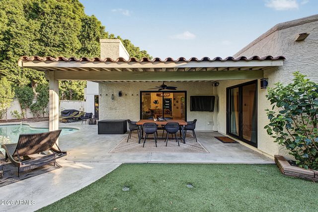 7244 E SOLANO Drive, Scottsdale, AZ 85250
