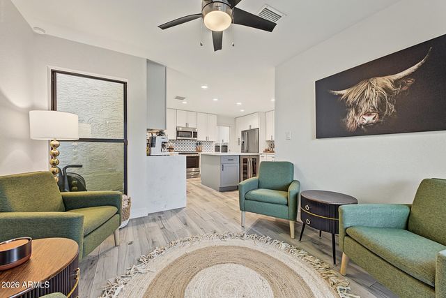 7244 E SOLANO Drive, Scottsdale, AZ 85250