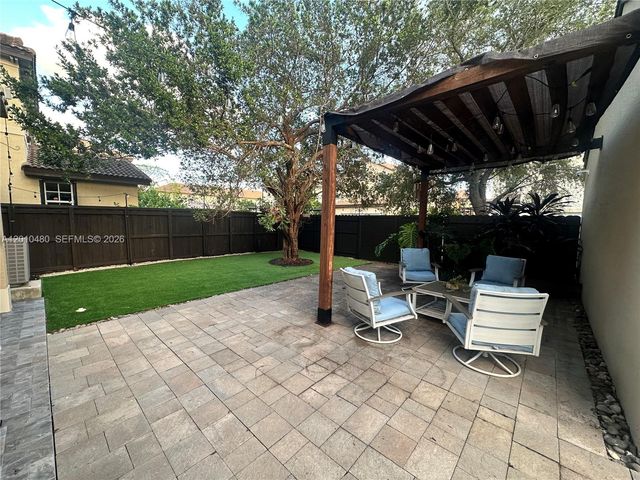 11624 SW 244th Ln, Homestead, FL 33032