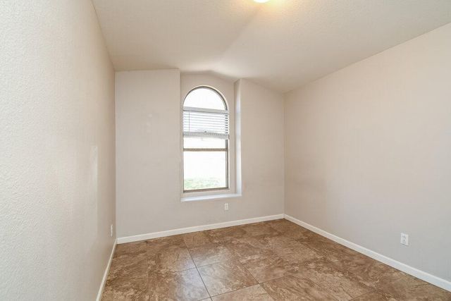 9909 E Onza Avenue, Mesa, AZ 85212