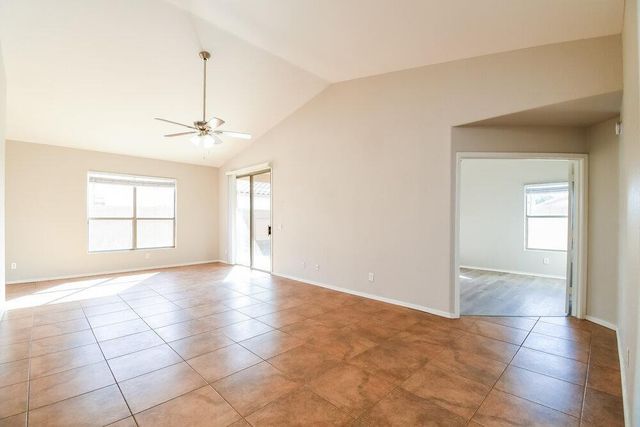 9909 E Onza Avenue, Mesa, AZ 85212