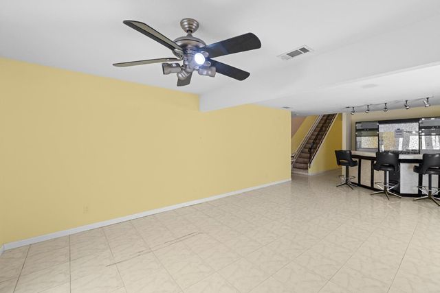 2208 Shameran St, Stockton, CA 95210