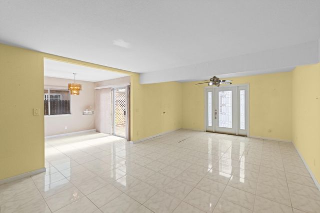 2208 Shameran St, Stockton, CA 95210