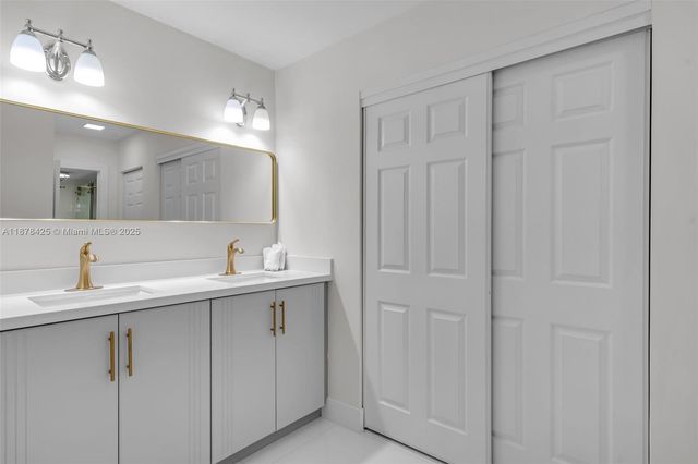17720 N Bay Rd 903, Sunny Isles Beach, FL 33160