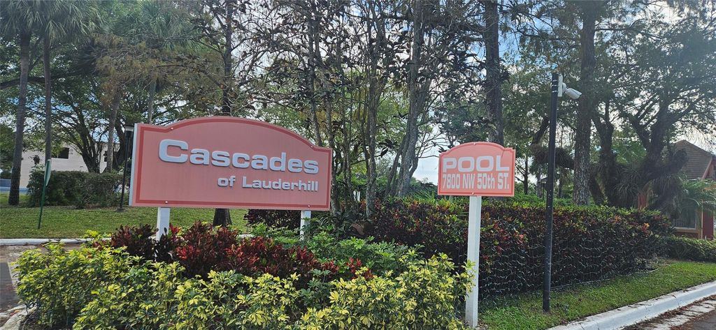 7840 NW 50th St 504, Lauderhill, FL 33351