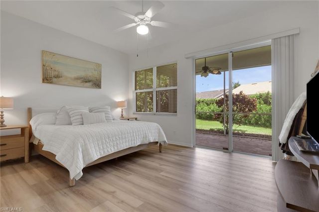 1224 Chelmsford CT, Naples, FL 34104