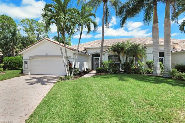 1224 Chelmsford CT, Naples, FL 34104