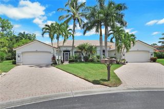 1224 Chelmsford CT, Naples, FL 34104