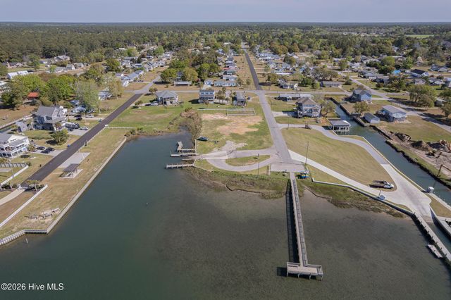 125 Lejeune Road, Cape Carteret, NC 28584