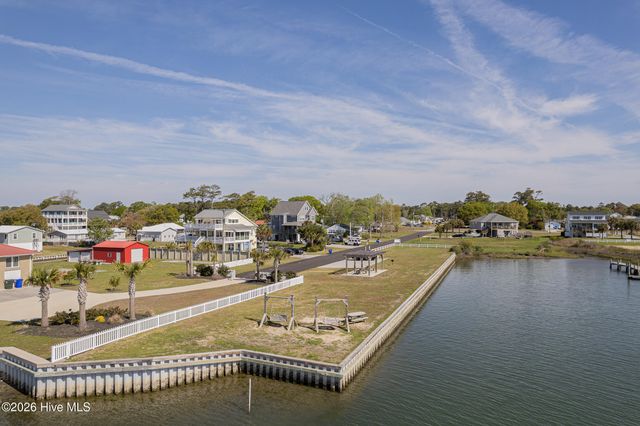 125 Lejeune Road, Cape Carteret, NC 28584