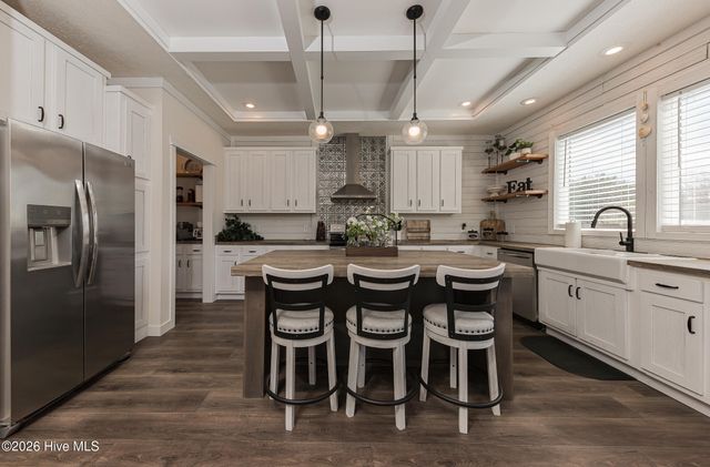 125 Lejeune Road, Cape Carteret, NC 28584