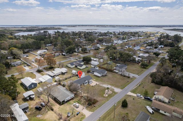 125 Lejeune Road, Cape Carteret, NC 28584