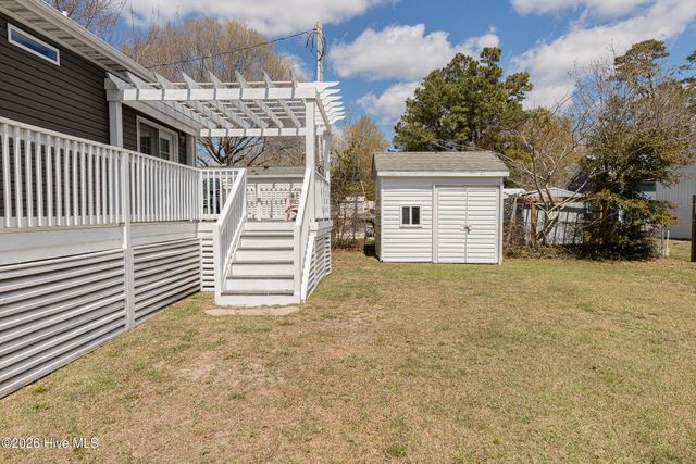 125 Lejeune Road, Cape Carteret, NC 28584