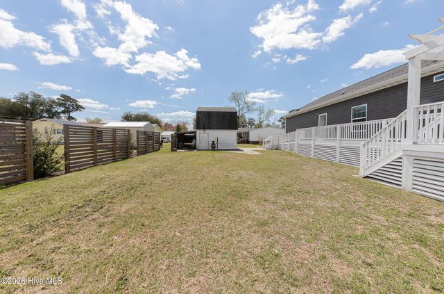 125 Lejeune Road, Cape Carteret, NC 28584