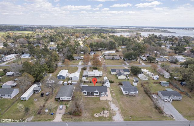 125 Lejeune Road, Cape Carteret, NC 28584