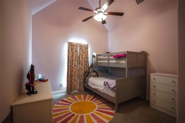 1945 County Road 1111, Decatur, TX 76234