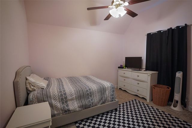 1945 County Road 1111, Decatur, TX 76234