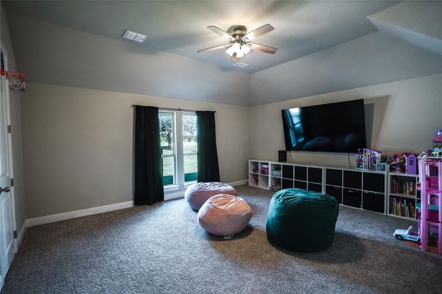 1945 County Road 1111, Decatur, TX 76234