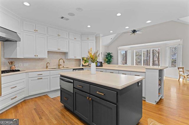 1301 Planters Trail, Greensboro, GA 30642