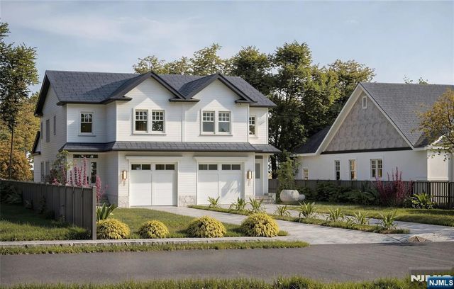 238 Tenafly Road, Tenafly, NJ 07670