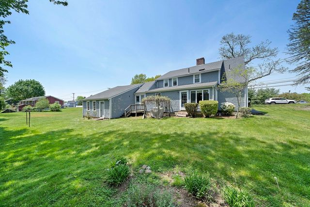 627 S Franklin St, Holbrook, MA 02343