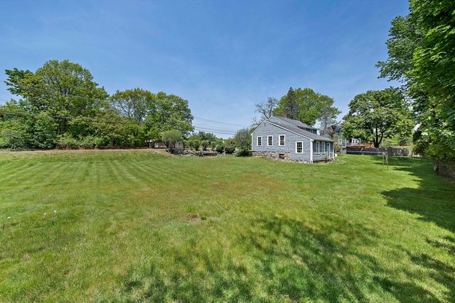 627 S Franklin St, Holbrook, MA 02343