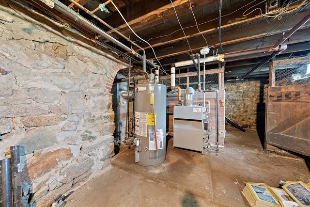 627 S Franklin St, Holbrook, MA 02343