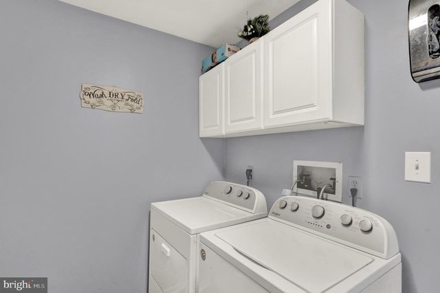 1773 ACORN DR, Reading, PA 19608