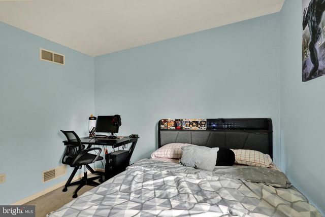 1773 ACORN DR, Reading, PA 19608