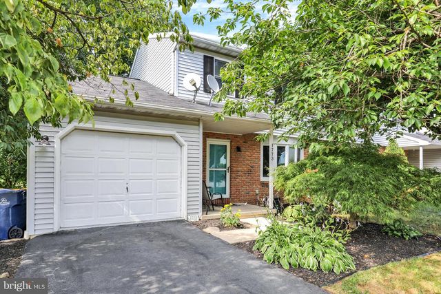 1773 ACORN DR, Reading, PA 19608