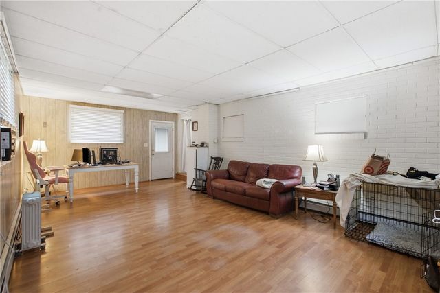 535 Clifton Ave, Shaler, PA 15116