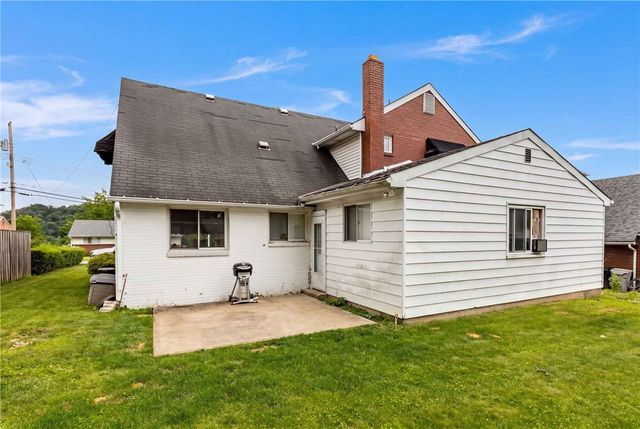 535 Clifton Ave, Shaler, PA 15116