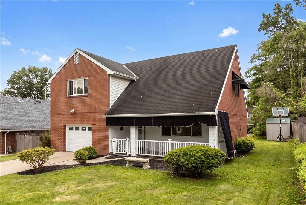 535 Clifton Ave, Shaler, PA 15116