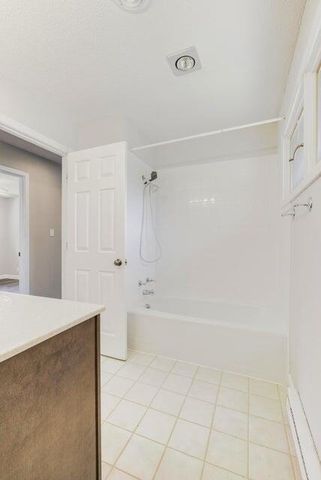 2400 RIDGEFIELD RD, Columbia, MO 65203