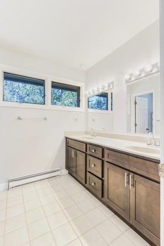 2400 RIDGEFIELD RD, Columbia, MO 65203