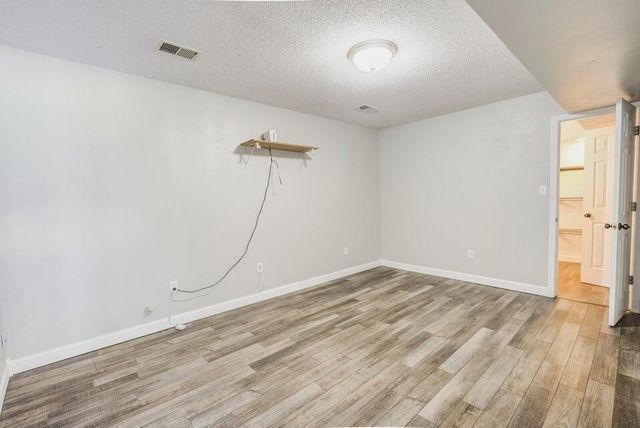 2400 RIDGEFIELD RD, Columbia, MO 65203
