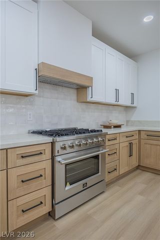 10982 Village Ridge Lane, Las Vegas, NV 89135