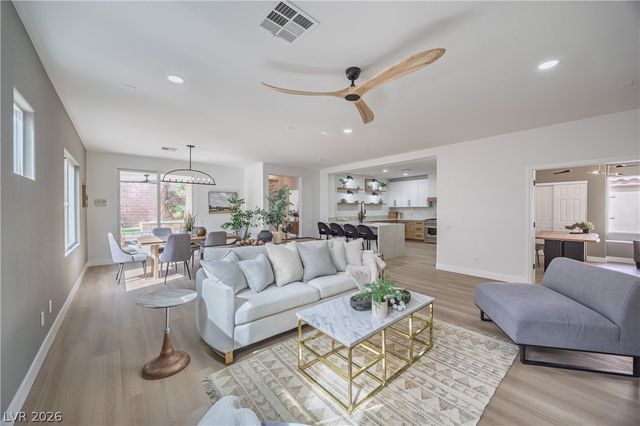 10982 Village Ridge Lane, Las Vegas, NV 89135