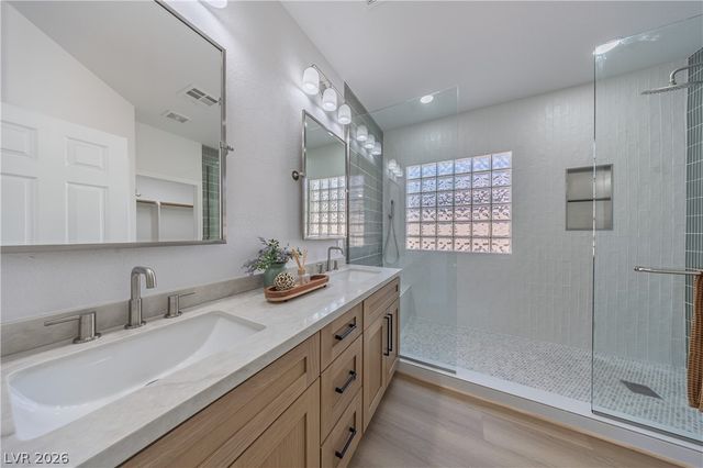 10982 Village Ridge Lane, Las Vegas, NV 89135