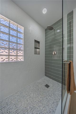 10982 Village Ridge Lane, Las Vegas, NV 89135