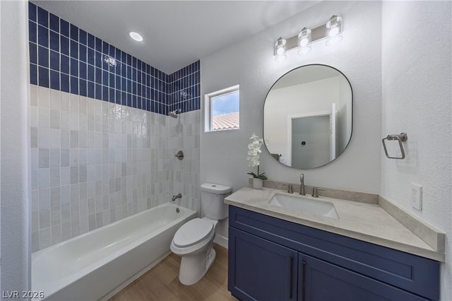 10982 Village Ridge Lane, Las Vegas, NV 89135