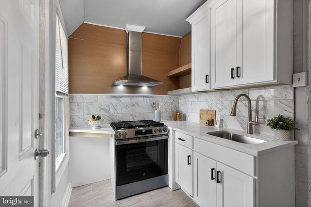 5517 BLOYD ST, Philadelphia, PA 19138