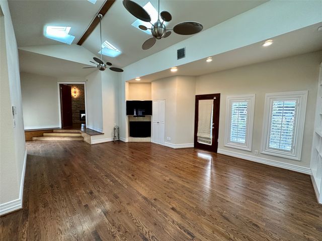 3848 Shorecrest Drive, Dallas, TX 75209