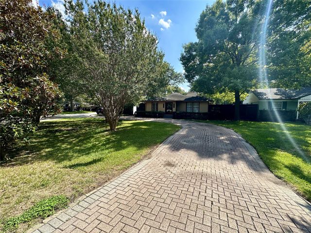 3848 Shorecrest Drive, Dallas, TX 75209